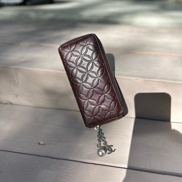Brown Wallet - Picture 3 of 8